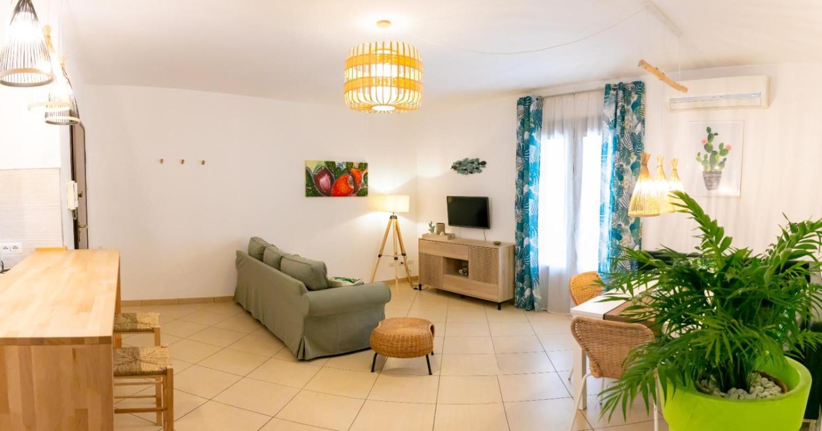 Cozy Beach House Cefalu Exterior photo