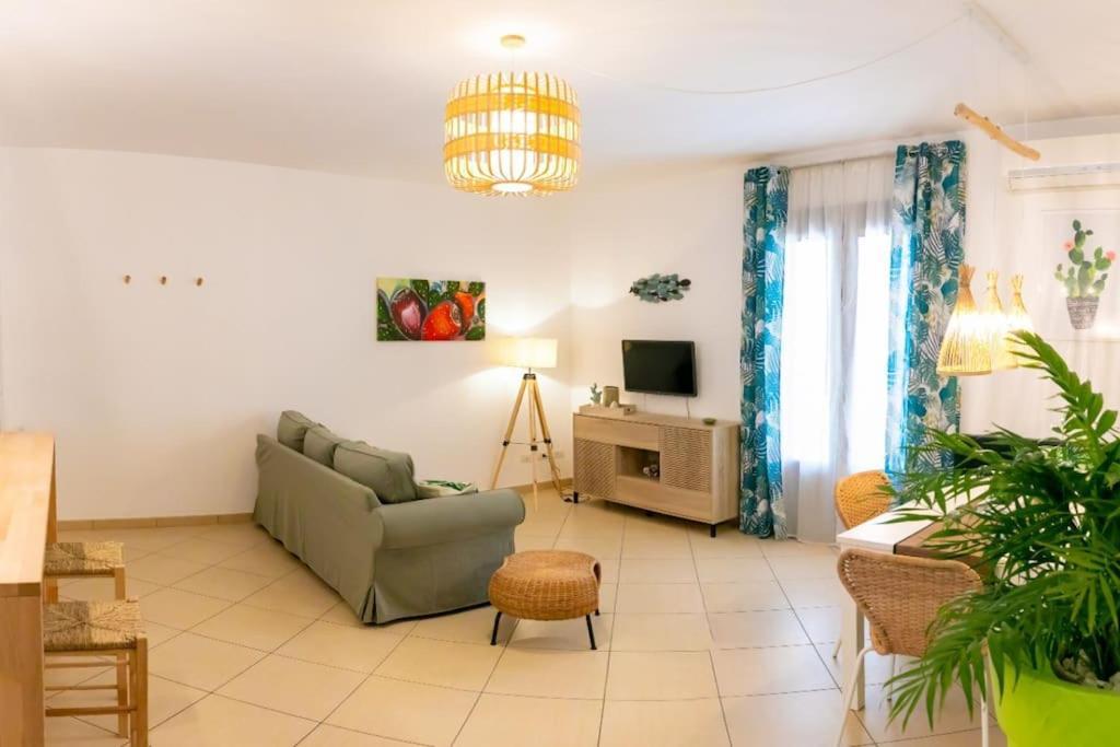 Cozy Beach House Cefalu Exterior photo